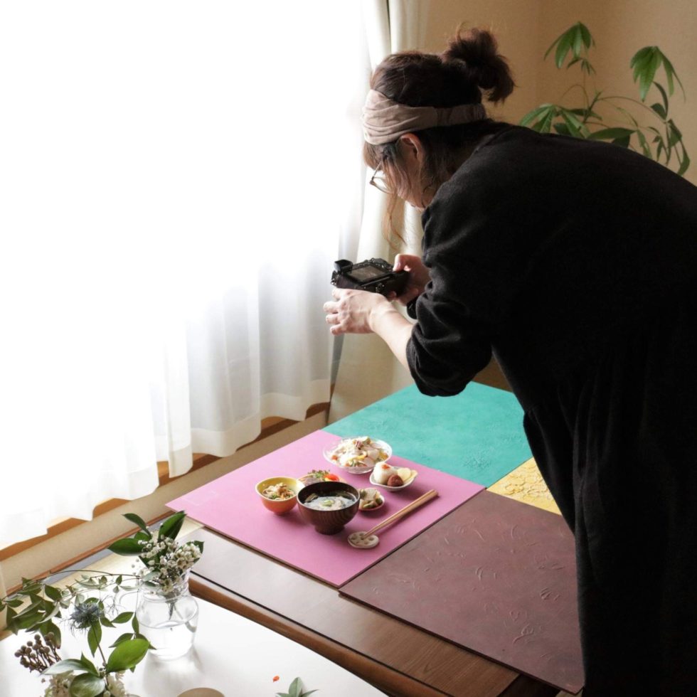 重ね煮料理教室糸と和の三原直子さんと写真撮影用背景ボード撮影会